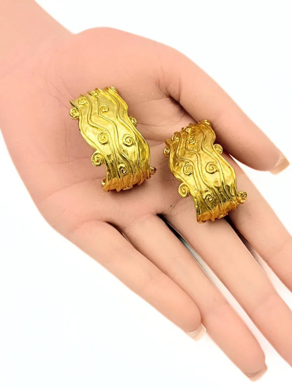 Karl Lagerfeld Couture Signed Sculptural Wave Gold Plated Half Hoop Clip Earring